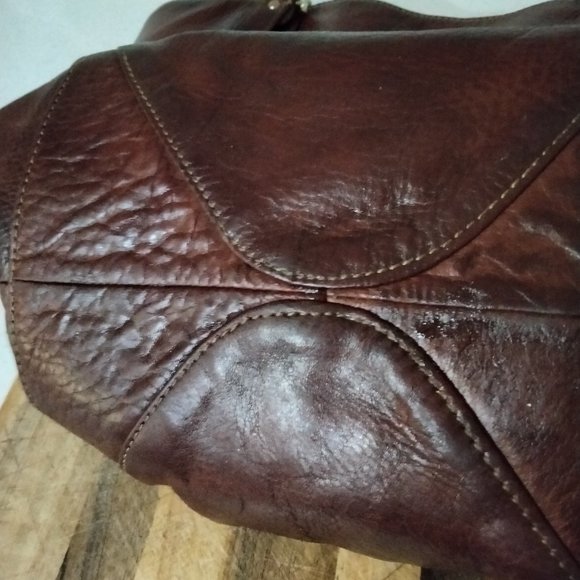 LC Leather Bucket Tote - Picture 8 of 13